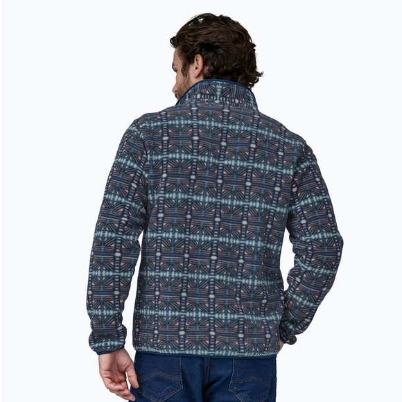 Men’s Patagonia Lightweight Synchilla Snap-T Pullover - Picture 2 of 5
